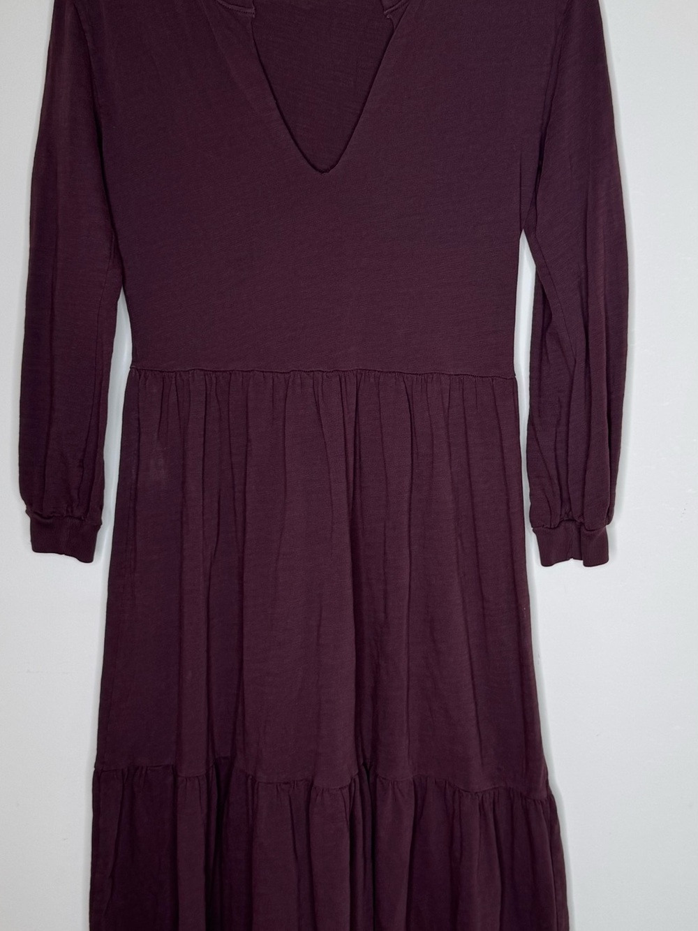 Nation LTD Tavin Tiered 3/4 Sleeve V-Neck Dress Size XS Purple Burgundy Midi